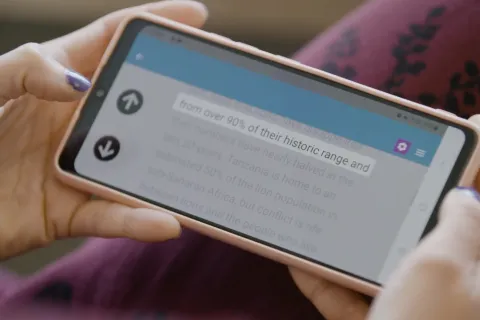 ReadClear's app userface on a mobile